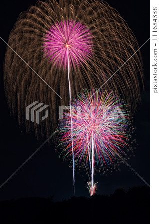 日本夏季傳統:煙火(深谷煙火節) 日本夏季傳統:煙火(深谷煙火節) 111684338