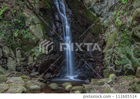 Genji Falls, Katano Hakkei, Katano City, Osaka Prefecture 111685514