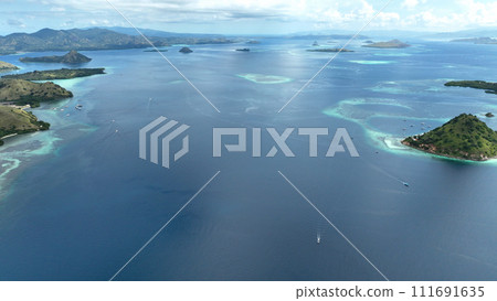 Aerial view of the spectacular view from Kelor Island in Komodo National Park, Indonesia 024 111691635