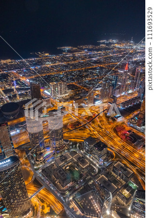 杜拜市中心的夜景 111693529