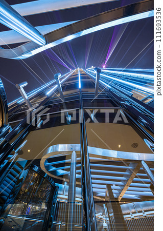 杜拜市中心的夜景 111693536