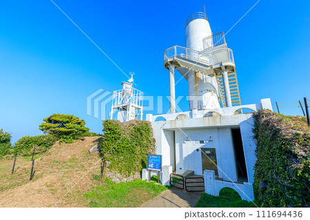 長崎縣平戶市冬季巨蠅燈塔 長崎縣平戶市冬季巨蠅燈塔 111694436