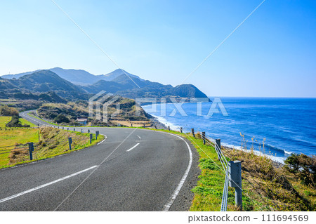 長崎縣平戶市冬季生月日落之路 111694569