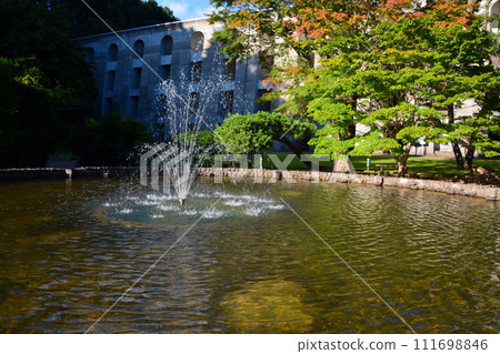 佐佐流扶壁水壩美麗的湖面 佐佐流扶壁水壩美麗的湖面 111698846