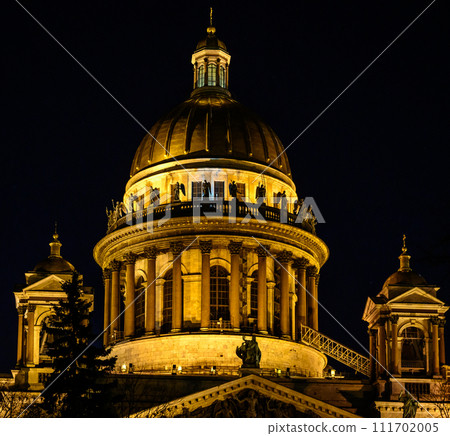 St. Isaac's Cathedral. Night photos of St. Petersburg 111702005