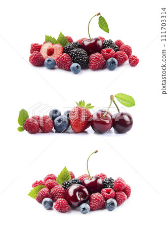 Set of berries on white backgrounds 111703314