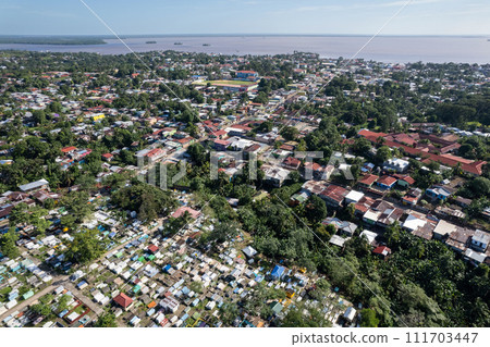 Cemetery in Caribbean town Bluefields 111703447