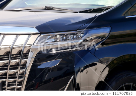 Car headlight image 111707085