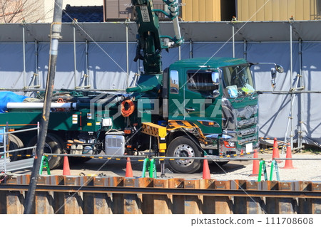 Concrete pump car image Concrete pump car image 111708608