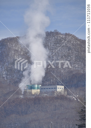 Photographing the scenery of Hokkaido Electric Power's Nigorikawa Geothermal Power Plant in Morimachi, Hokkaido in early spring 111711036