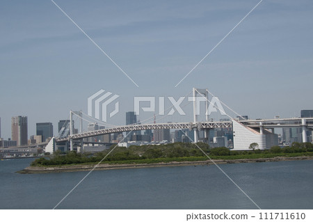 Rainbow Bridge floating in Tokyo Bay, Tokyo, Japan 111711610