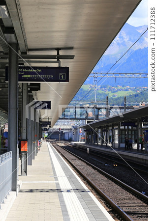 Spiez station platform 1 (Bern, Switzerland) 111712388