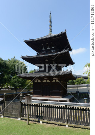 Kofukuji Temple, Three-storied Pagoda, Noborioji-cho, Nara City Kofukuji Temple, Three-storied Pagoda, Noborioji-cho, Nara City 111712863