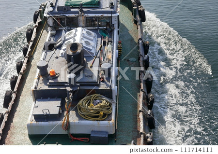 boat ripples boat ripples 111714111