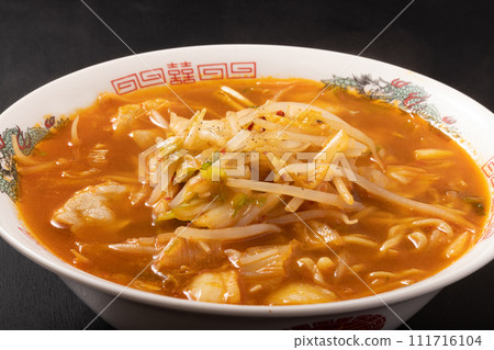 Kimchi Ramen 111716104