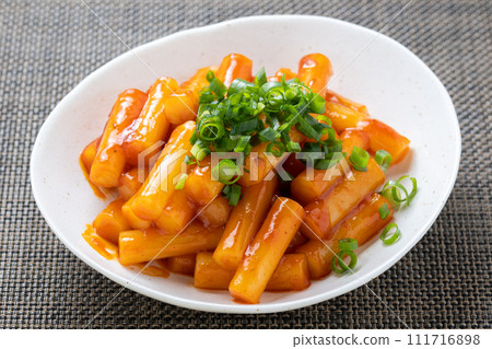 托波吉。 (撒上蔥花) 托波吉。 (撒上蔥花) 111716898