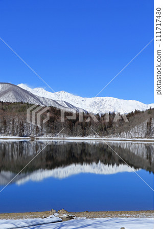 冬天的青木湖和白馬宮山 冬天的青木湖和白馬宮山 111717480