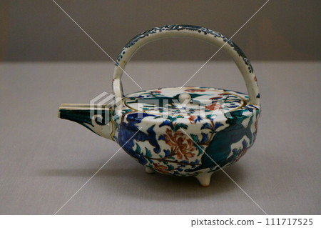 6368 Colored peony and lion pattern Choshi 111717525
