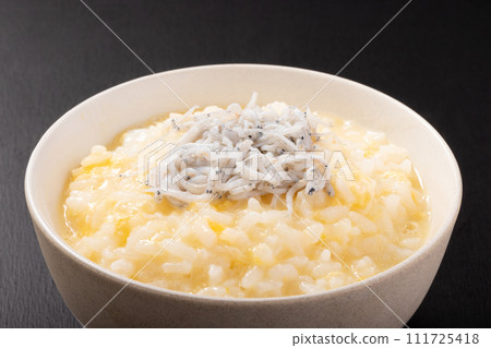 炒銀魚粥 炒銀魚粥 111725418