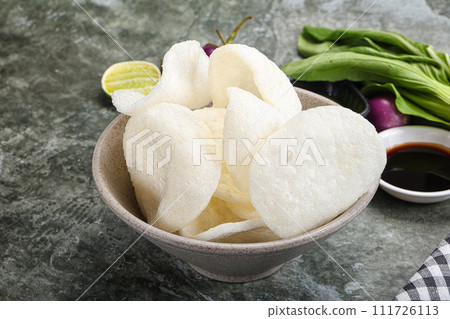 Vietnamese starter appetizer Crab chips 111726113