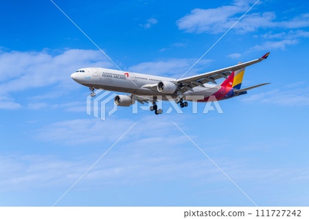 《Airplane》Airbus Airbus A330　A330-300 111727242