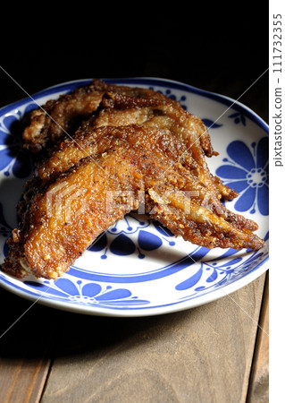 fried chicken wings fried chicken wings 111732355