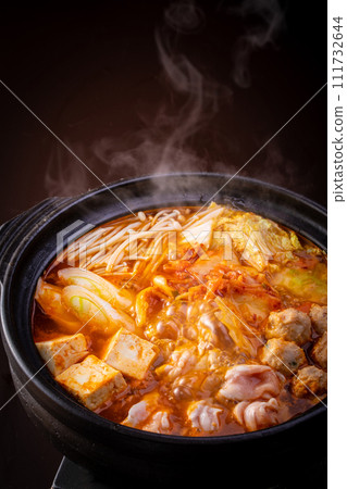 kimchi hot pot  111732644