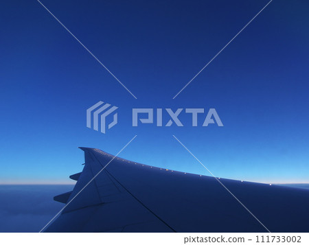 Flight before dawn Air Canada Boeing 777-300ER Stratosphere Wings Flight before dawn Air Canada Boeing 777-300ER Stratosphere Wings 111733002