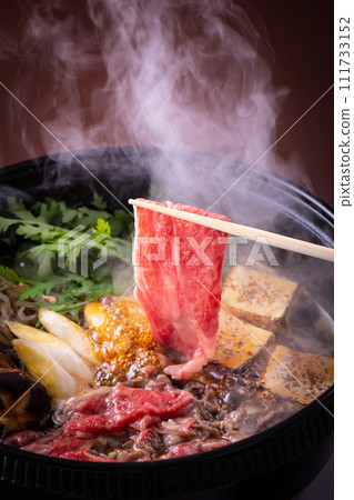eat sukiyaki 111733152