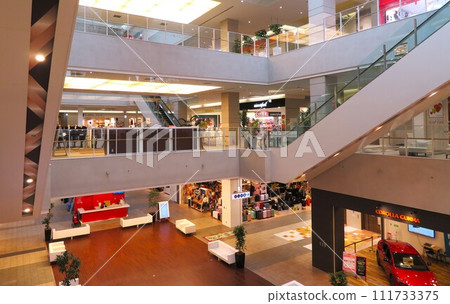 shopping mall SMARK 111733375