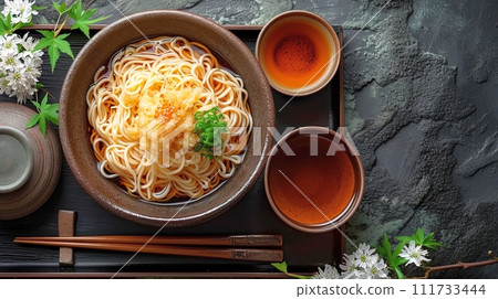 傳統日本蕎麥麵和烏龍麵套餐 111733444