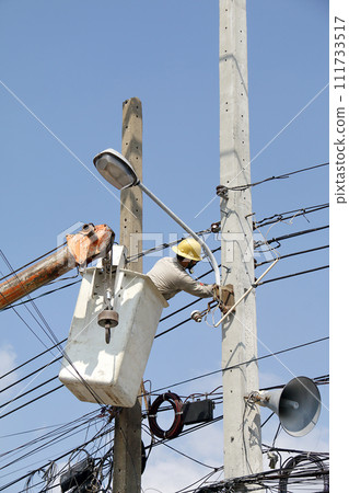 Electrician 11 111733517