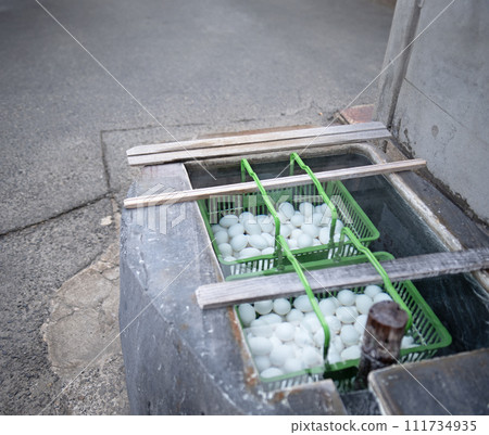 Radium eggs made in hot springs Radium eggs made in hot springs 111734935