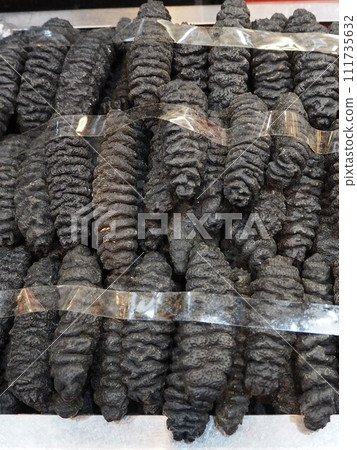 Dried sea cucumbers sold at the Taiwanese market, Taiwanese scenery Dried sea cucumbers sold at the Taiwanese market, Taiwanese scenery 111735632