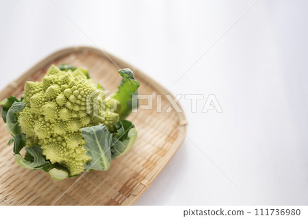 Substandard vegetables, Romanesco that cannot be shipped 111736980