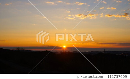 美麗的日落。 111737609