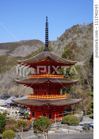 在岡山縣“Chofukuji”有最古老的木塔建築的塔的真言宗教派 111740243