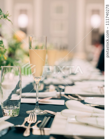 Champagne on the terrace table 111740278