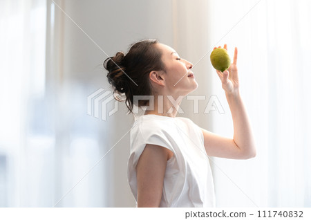 美女形象 美女形象 111740832