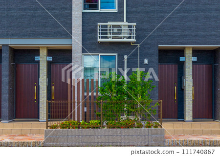 Newly built apartment parts around the entrance Newly built apartment parts around the entrance 111740867
