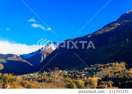 Beautiful autumn landscape in the Aosta Valley mountainous region in northwestern Italy 111743241