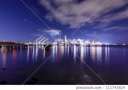 Night view of Nippon Steel Nagoya Works from Nagoya Port No. 9, Nagoya City 111743924