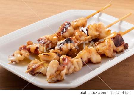 魷魚軟骨串（醬） 111744193