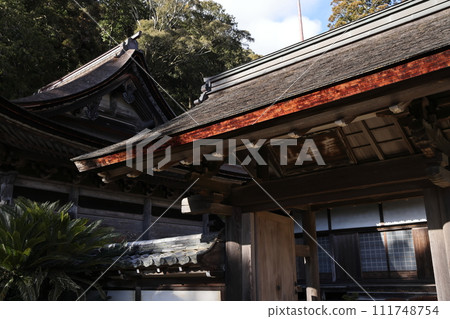 Sanmon gate and main hall, Tenonji Temple, a temple associated with Tokugawa Ieyasu Sanmon gate and main hall, Tenonji Temple, a temple associated with Tokugawa Ieyasu 111748754