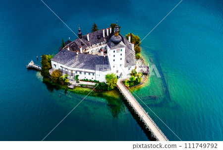 Aerial view of Gmunden Schloss lake in Austria Aerial view of Gmunden Schloss lake in Austria 111749792