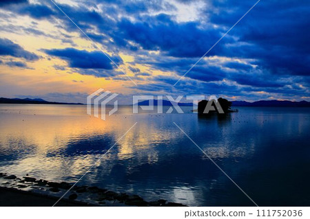 松江/出雲日落的神奇時刻...「宍道湖/夜美島」的日落 松江/出雲日落的神奇時刻...「宍道湖/夜美島」的日落 111752036