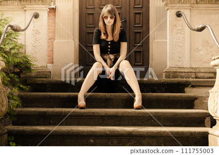 fashion woman in sunglasses on street fashion woman in sunglasses on street 111755003