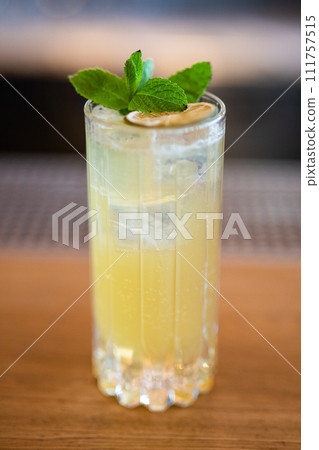 beautiful alcoholic cocktail on the bar counter 111757515