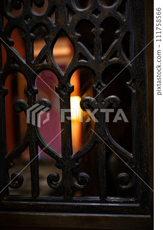 Decorative metal grills with patterns on the doors 111758566