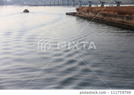 boat ripples boat ripples 111759799